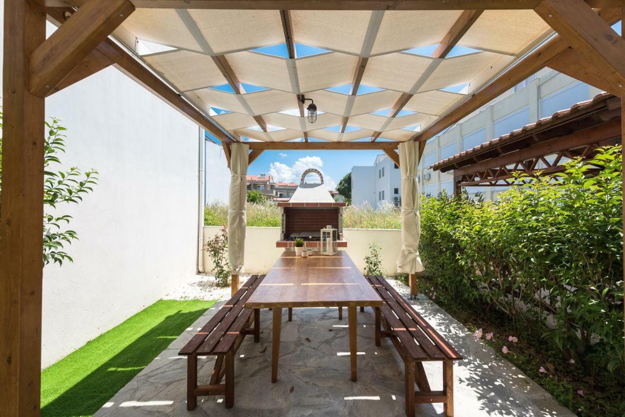 Nikiti Maisonette On The Beach By Luxlikehome Nikiti (Sithonia) Extérieur photo
