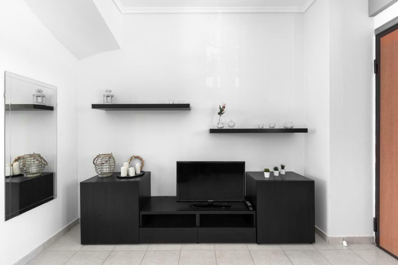 Nikiti Maisonette On The Beach By Luxlikehome Nikiti (Sithonia) Extérieur photo