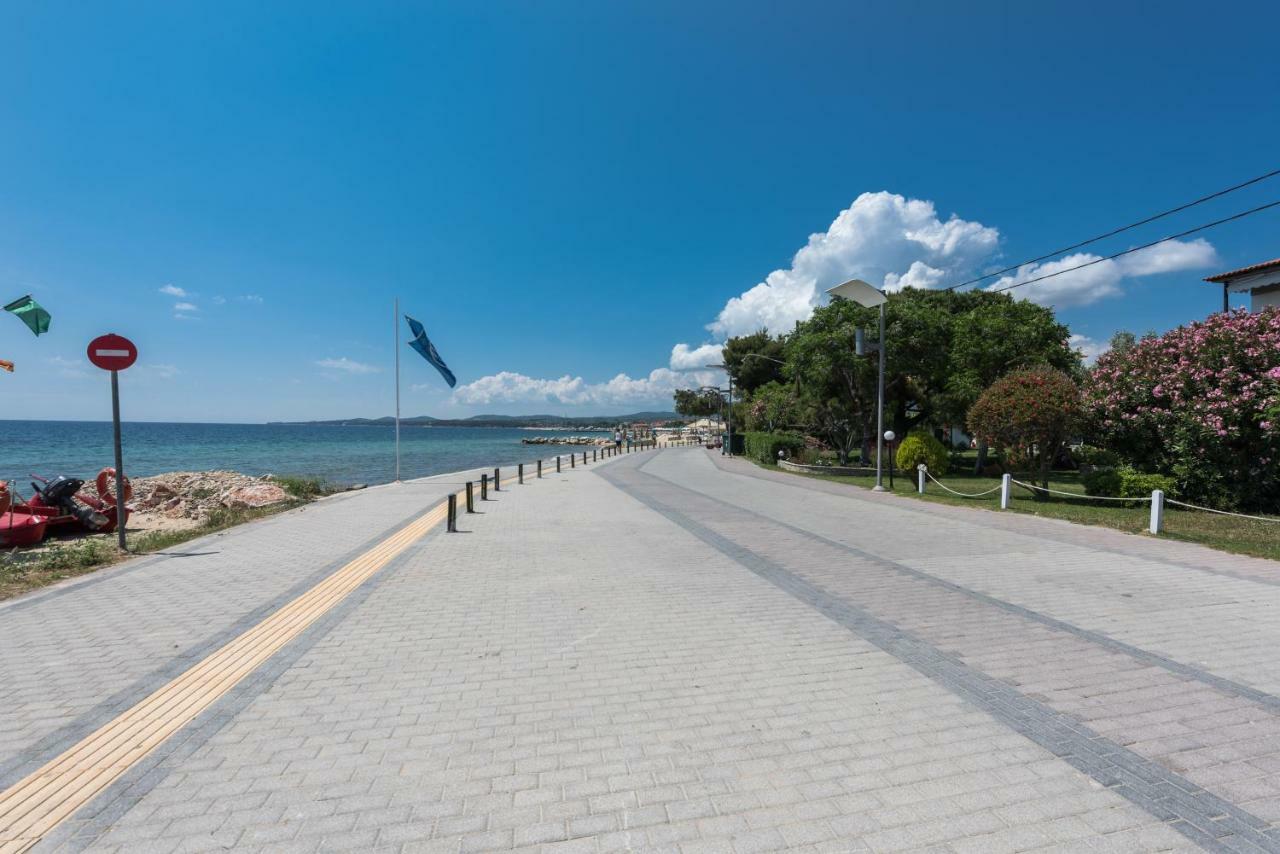 Nikiti Maisonette On The Beach By Luxlikehome Nikiti (Sithonia) Extérieur photo